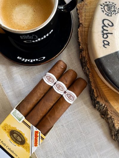 Jose.L Piedra Petit Caballeros 3x5s<br>彼亚达小绅士<br>15支/盒