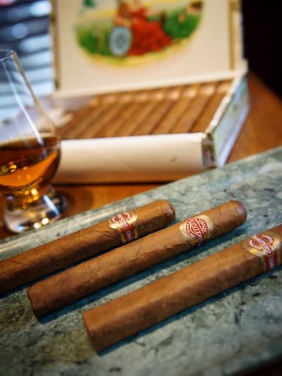 Quintero Londres Extra 25s<br>金特罗伦敦特级<br>25支/盒