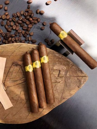 Trinidad Coloniales 24s<br>千里达殖民地<br>24支/盒