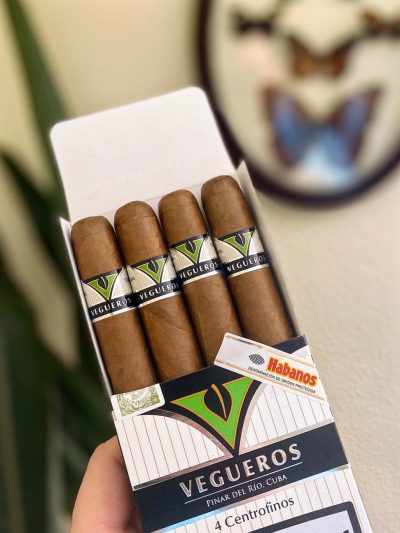 Vegueros Centrofinos 4x4 16s<br>威古洛山特费诺纸盒<br>16支/盒