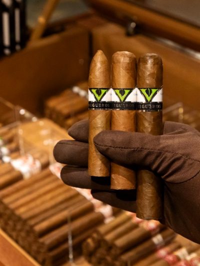 Vegueros Entreiempos 16s<br>威古洛小息铁盒<br>16支/盒