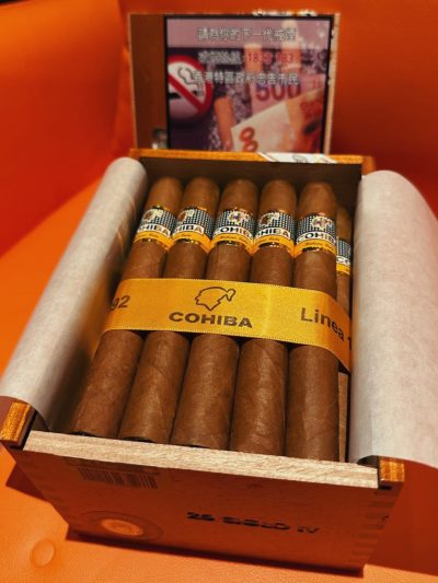 Cohiba Siglo IV 25s<br>高希霸世纪四号<br>25支/盒（全网最低）